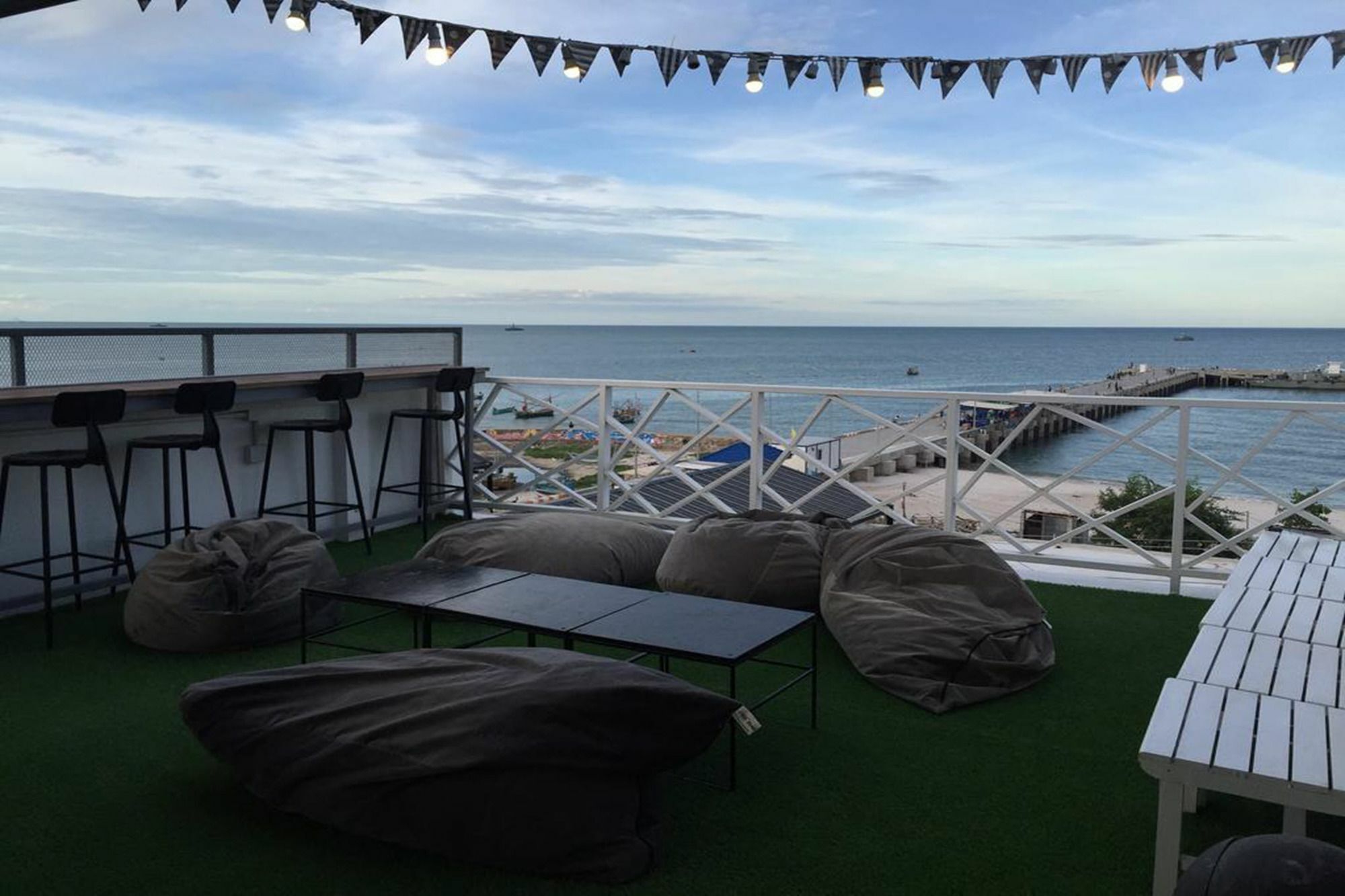 Jetty Huahin Hostel Dış mekan fotoğraf